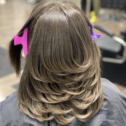 Luxe Hair Studio - Natural wash and style