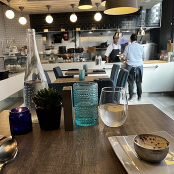 Cheffry's Artisanal Bistro - Bistros Near Me - Toronto, Ontario