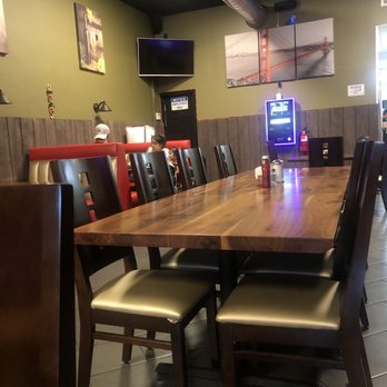 Mi Lindo Honduras - Seating area. - Honduran Near Me - San Francisco, California Mi Lindo Honduras - Seating area. - Honduran Near Me - San Francisco, California