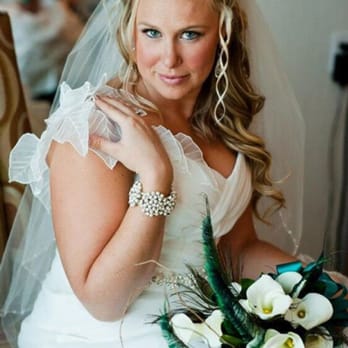 Flirt Esthetics - Wedding make up applicationat - Day Spas Near Me - Burnaby, British Columbia Flirt Esthetics - Wedding make up applicationat - Day Spas Near Me - Burnaby, British Columbia