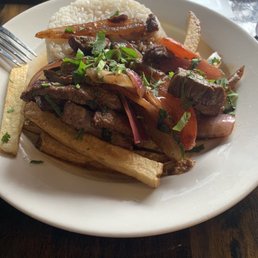 Lomo Saltado