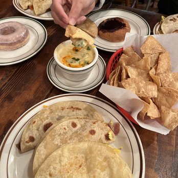 Yellow Rose - Tex-Mex Near Me - New York, New York