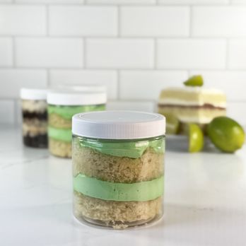 California Marshmallow - Key Lime Pie + Marshmallow Fluff Cake Jar - Desserts Near Me - Los Angeles, California California Marshmallow - Key Lime Pie + Marshmallow Fluff Cake Jar - Desserts Near Me - Los Angeles, California