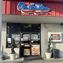 Silver's Travel Plaza & Casino - Frog City - Station's Store Entrance
