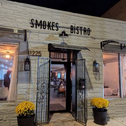 Smoke's Bistro