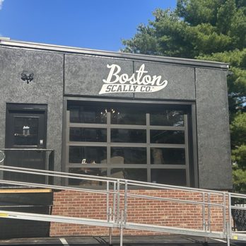 Boston Scally - Men's Clothing Near Me - Waltham, Massachusetts Boston Scally - Men's Clothing Near Me - Waltham, Massachusetts