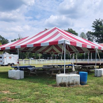 Summit City Farms & Winery - a tent set up in a field - Wineries Near Me - Glassboro, New Jersey Summit City Farms & Winery - a tent set up in a field - Wineries Near Me - Glassboro, New Jersey