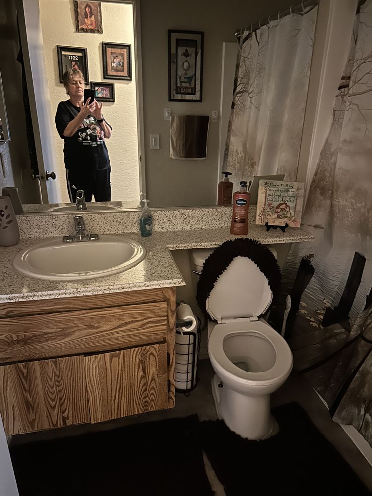 PARKWOOD KNOLL APARTMENTS Updated September 2024 113 Photos & 19