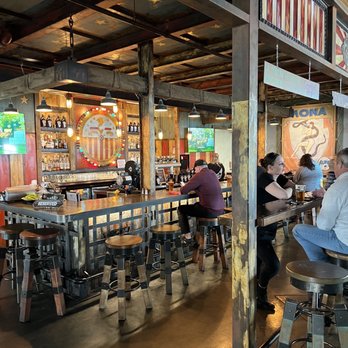 Strap Tank Brewery - The bar - New American Near Me - Lehi, Utah