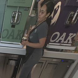 Oakberry Acai - Hi Maria  RUDE RUDE RUDE! Girl go work somewhere else be happy.