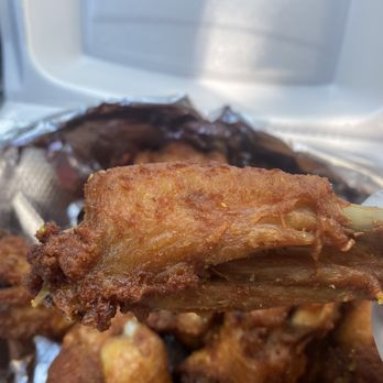 Red Maple Pizza - 10pc Wings lemon pepper - Pizza Near Me - Moreno Valley, California Red Maple Pizza - 10pc Wings lemon pepper - Pizza Near Me - Moreno Valley, California