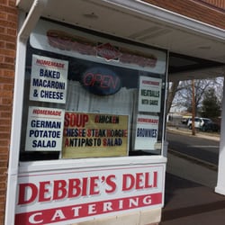 Debbie's Deli