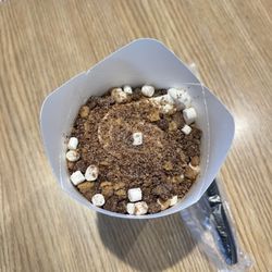 McDonald's - S'mores HERSHEY'S S'mores McFlurry