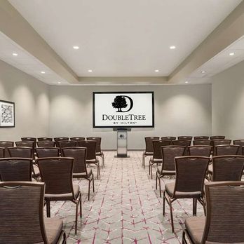DoubleTree by Hilton St. Paul East - Meeting Room - Hotels Near Me - St. Paul, Minnesota DoubleTree by Hilton St. Paul East - Meeting Room - Hotels Near Me - St. Paul, Minnesota