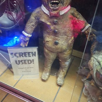 Tom Devlin's Monster Museum - Art Museums Near Me - Boulder City, Nevada