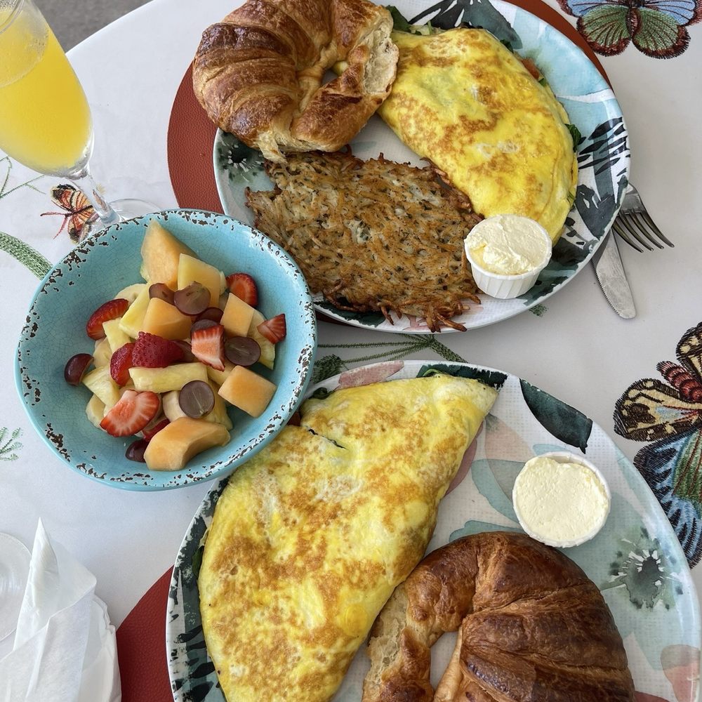Cafe Brie - Yummy food - Sandwiches Near Me - Pompano Beach, Florida