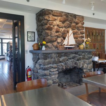 Dolly's Restaurant - Cozy ambiance - New American Near Me - Philipstown, New York Dolly's Restaurant - Cozy ambiance - New American Near Me - Philipstown, New York