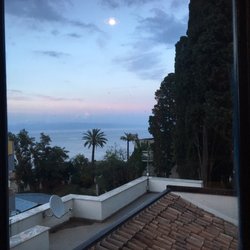 L'Incontro - View from a side table