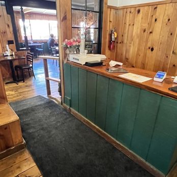 Mountain Center Cafe & Grill - Hostess stand - Breakfast & Brunch Near Me - Mountain Center, California