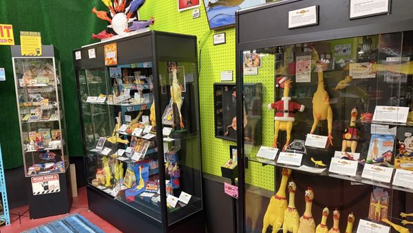 Archie McPhee by null