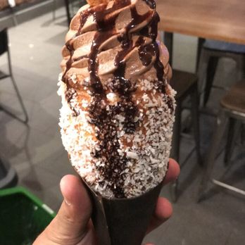 Eva's Original Chimneys - Desserts Near Me - Toronto, Ontario