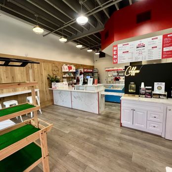 Sup's Chicken - Interior - Chicken Shop Near Me - Gardena, California Sup's Chicken - Interior - Chicken Shop Near Me - Gardena, California