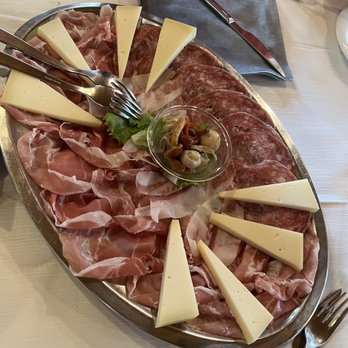 San Giorgio - antipasti, prosciutto, cheese, olives and salami - Italian Near Me - Aviano, UD San Giorgio - antipasti, prosciutto, cheese, olives and salami - Italian Near Me - Aviano, UD