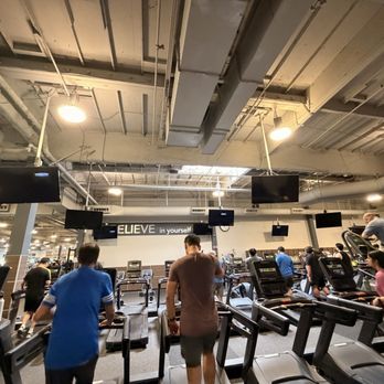 24 Hour Fitness - Almost 3 weeks after reopening:  TVs have no signal - Gyms Near Me - Milpitas, California