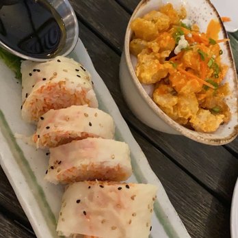 Pubbelly Sushi - Crab roll, rockshrimp tempura, wedge salad - Sushi Bars Near Me - Kendall, Florida Pubbelly Sushi - Crab roll, rockshrimp tempura, wedge salad - Sushi Bars Near Me - Kendall, Florida