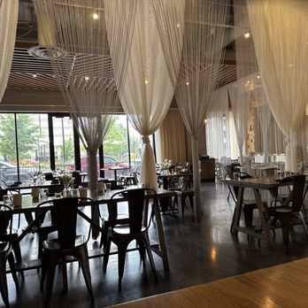Cafe Whitney - Dining area - New American Near Me - Reno, Nevada