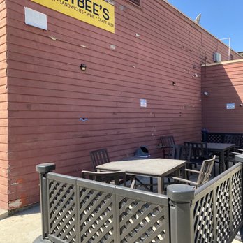 Honeybee's - Outdoor seating - Coffee & Tea Near Me - Long Beach, California Honeybee's - Outdoor seating - Coffee & Tea Near Me - Long Beach, California