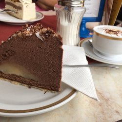 Konditorei und Café Bernd Leutbecher - Birnen-Schoko-Torte