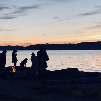 Mukilteo Light Station and Lighthouse Park - Parks Near Me - Mukilteo, Washington