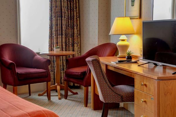 Crown & Mitre Hotel by null