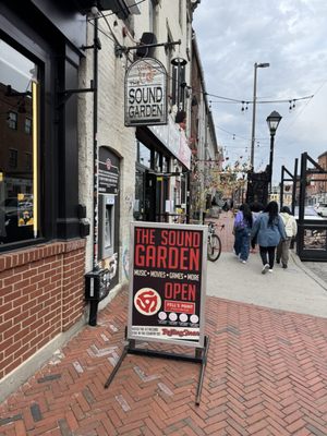 The Sound Garden-Baltimore by null