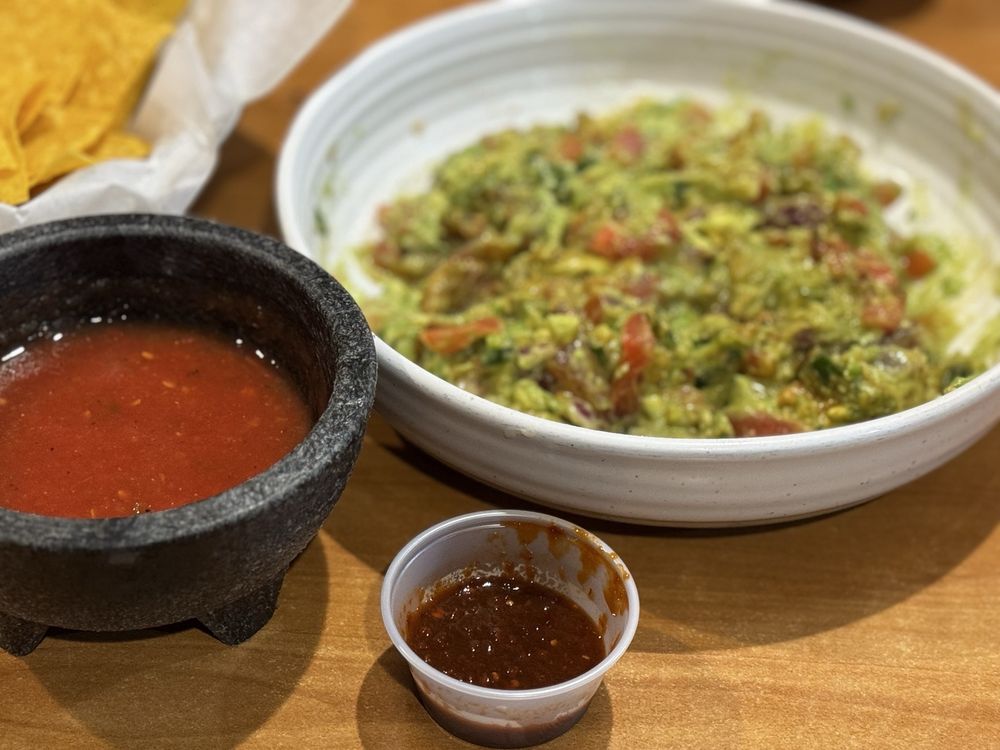 Bronco Mexican Restaurant Image