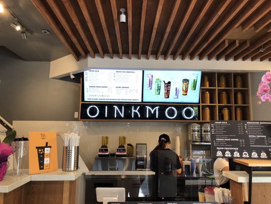 OinkMoo Tea Bar by null