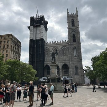 Basilique Notre-Dame de Montréal - 6/16/25 - the plaza in front of the cathedral - Churches Near Me - Montreal, Quebec Basilique Notre-Dame de Montréal - 6/16/25 - the plaza in front of the cathedral - Churches Near Me - Montreal, Quebec