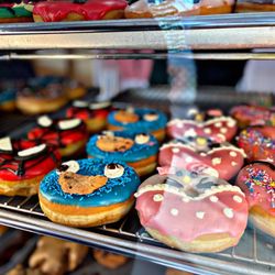 Dream Donuts - Cool designs yet meeting the needs of Oreo and chocolate chip cookie lovers everywhere.