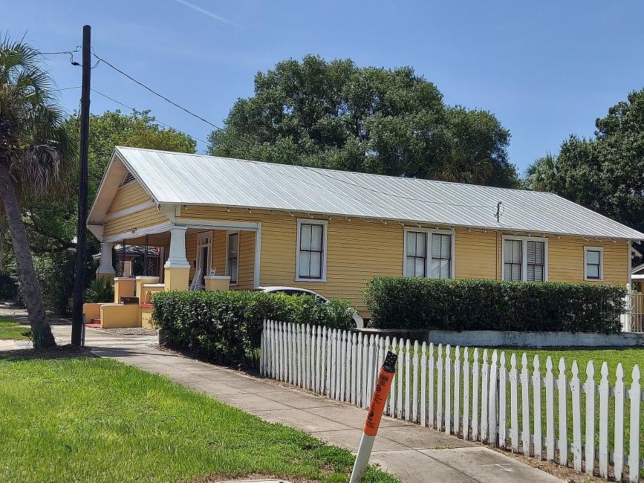 Slide of Gold Seal Roofing