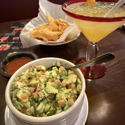 Casa Fiesta Fultondale - Patron Margarita and guac