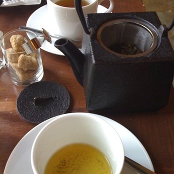 Pizzeria Seven Twelve - tea service (Moroccan mint) at pizzeria 712 - Pizza Near Me - Orem, Utah