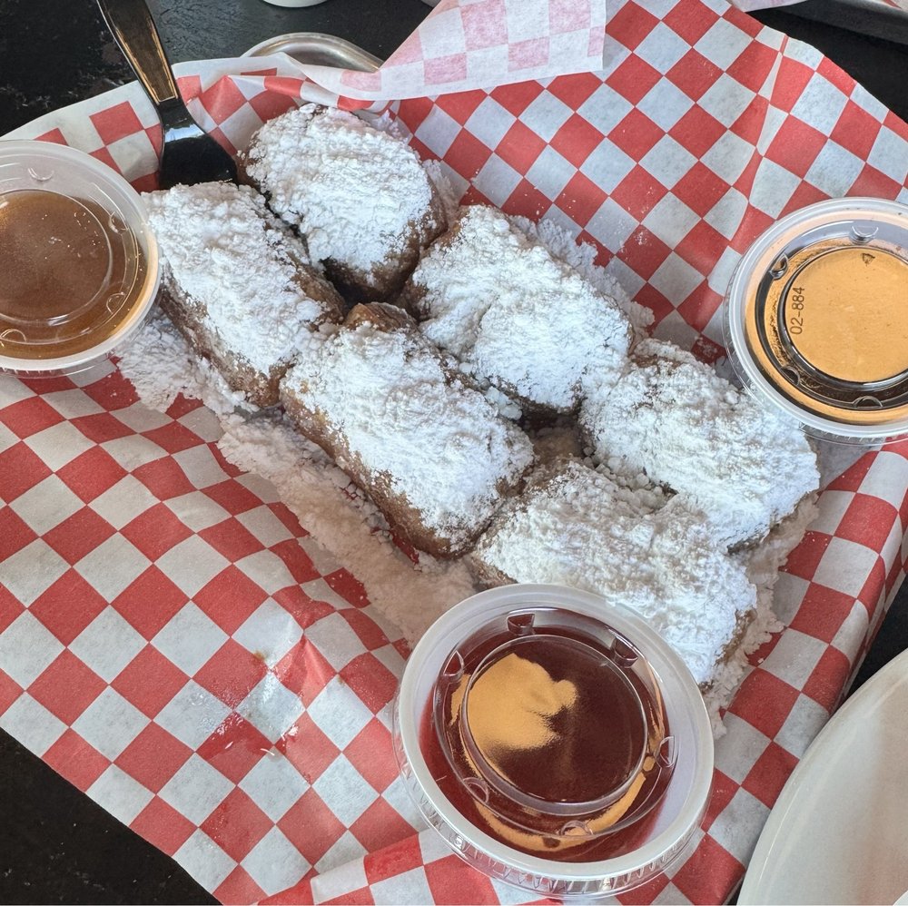 THE BAYOU SHACK Updated August 2024 2250 E Palm Valley Blvd, Round