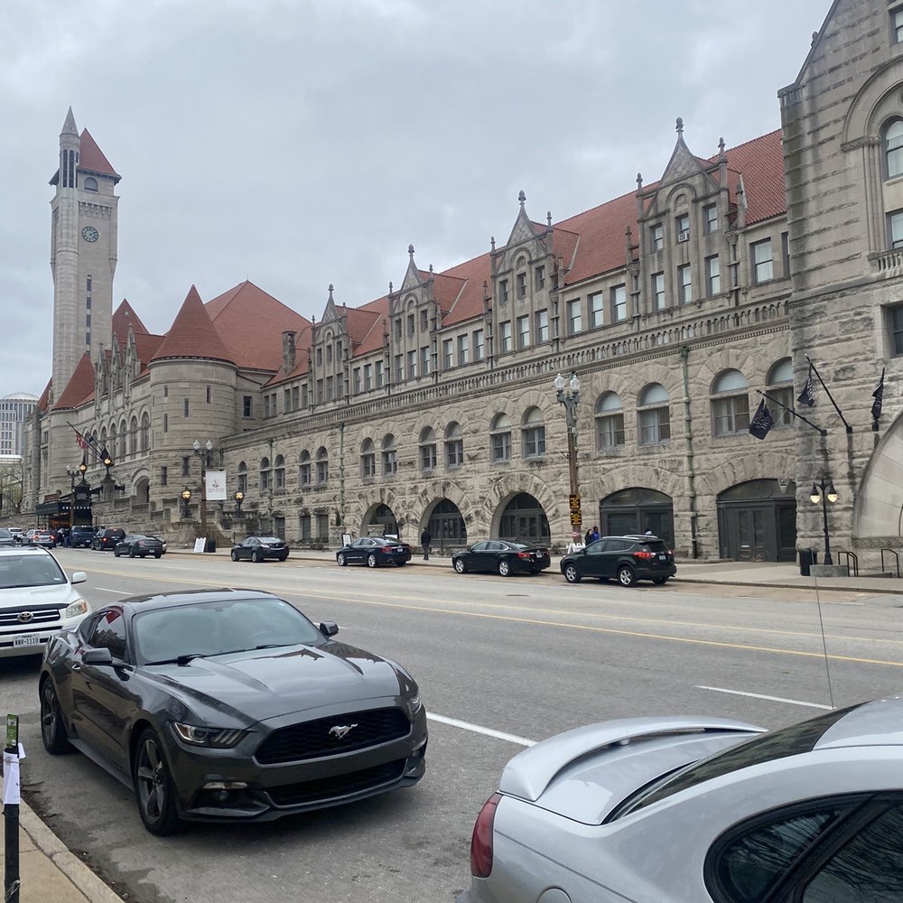 St. Louis Union Station - Hotels Near Me - St. Louis, Missouri