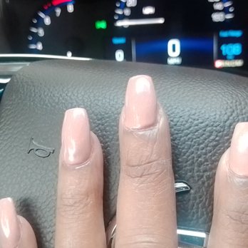 Bellagio Nails Bar - The nail color is uneven - Nail Salons Near Me - Plano, Texas