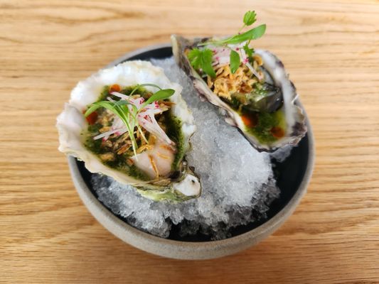 Song (by Kin Kao) by null