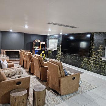 Gateway Painting - Wallpaper Installation & Interior Painting - Drywall Installation & Repair Near Me - Colorado Springs, Colorado Gateway Painting - Wallpaper Installation & Interior Painting - Drywall Installation & Repair Near Me - Colorado Springs, Colorado
