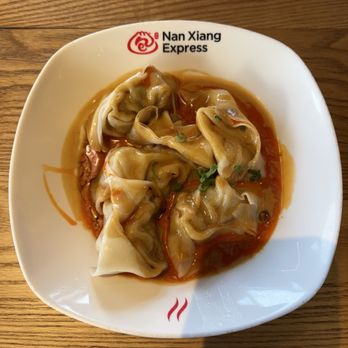 Nan Xiang Express - Wontons and Wontons in Spicy Peanut Sauce(6) - Shanghainese Near Me - Lawrence Township, New Jersey