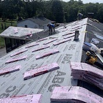 Lee Park Roofing And Remodeling - Working on roof - Roofing Near Me - Monroe, North Carolina Lee Park Roofing And Remodeling - Working on roof - Roofing Near Me - Monroe, North Carolina