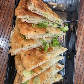 Hon's Wun-Tun House - Green onion pancake - Cantonese Near Me - San Francisco, California Hon's Wun-Tun House - Green onion pancake - Cantonese Near Me - San Francisco, California
